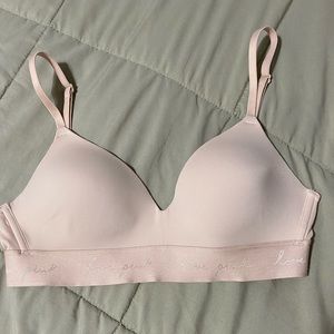 VS Pink Bra Size 32C